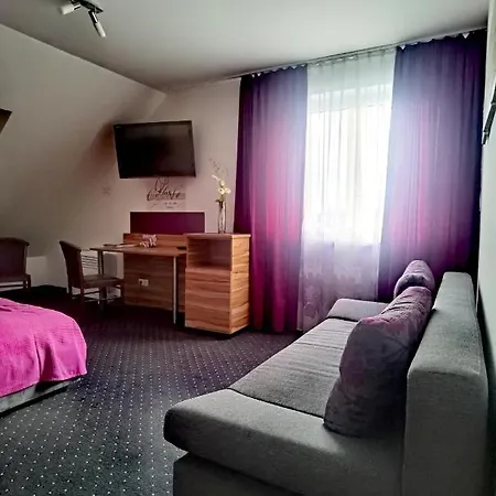 Hotel Lion Blue Point 3*
