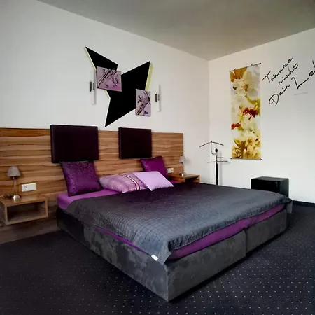 Lion Blue Point Hotel 3*
